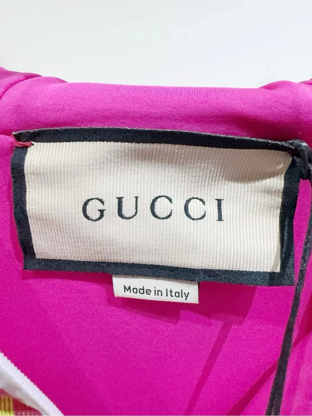 š©steal Gucci Pink and Yellow GG Logo Kids Zip Hoodie Jacket - Picture 3 of 6
